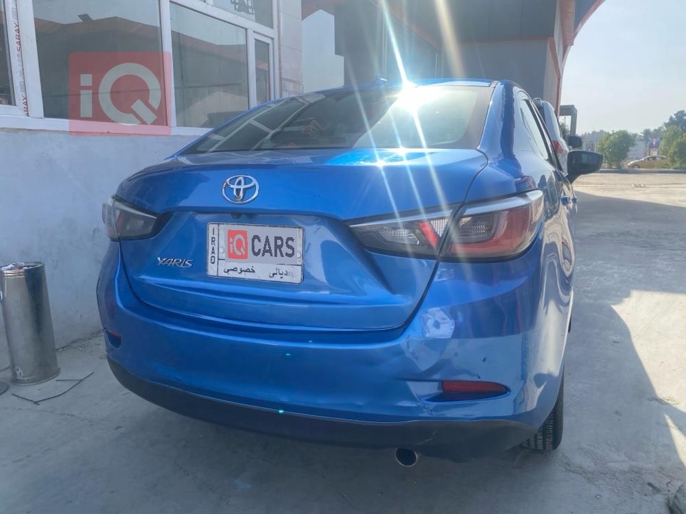 تۆیۆتا یارس